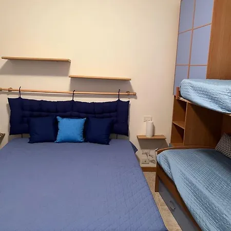 Pensión La Torretta A San Terenzo 3*