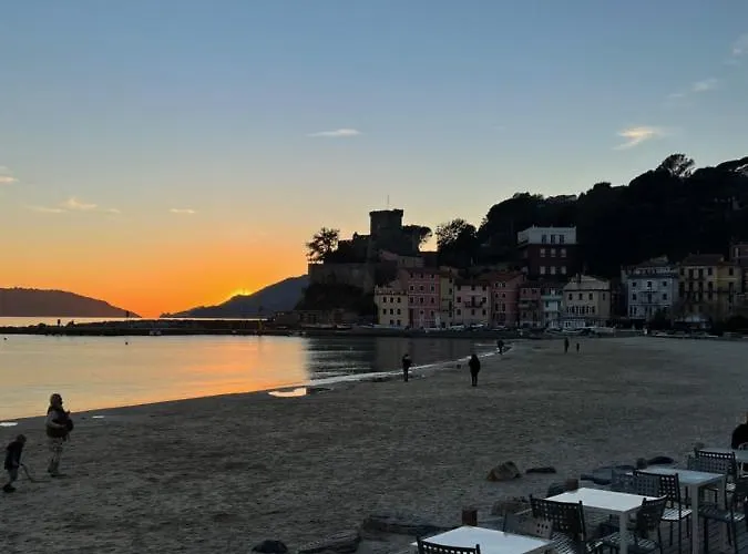 Pensionat La Torretta A San Terenzo