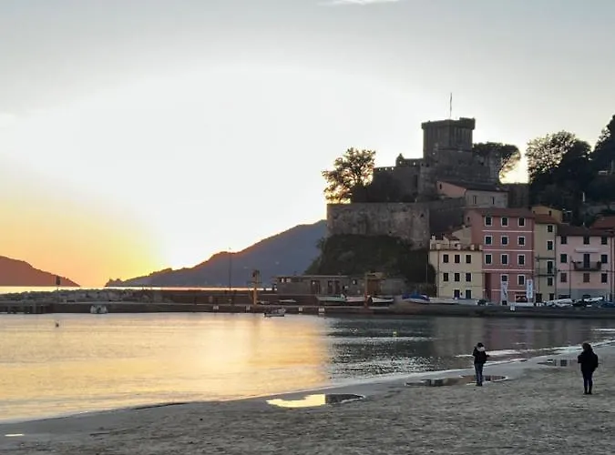 Pensionat La Torretta A San Terenzo Lerici