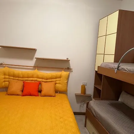 La Torretta A San Terenzo Guest house Lerici